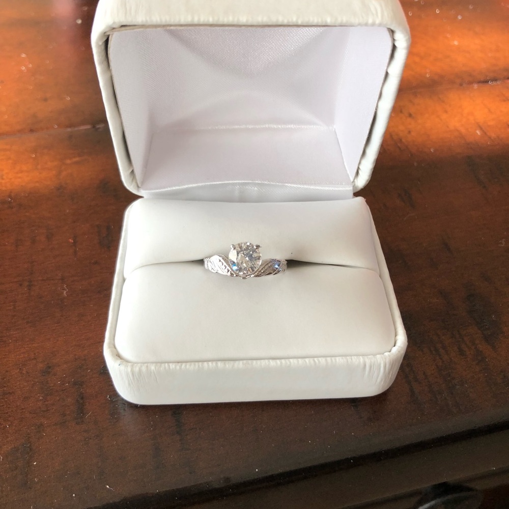 Sterling silver CZ, gorgeous